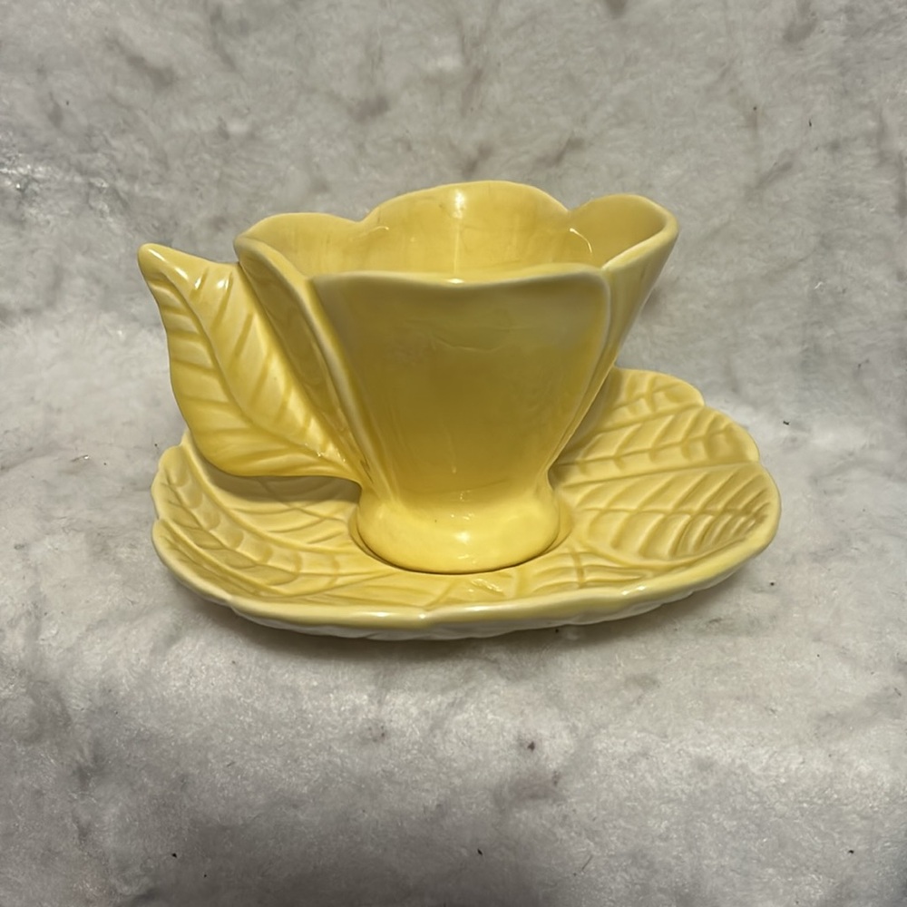 Vintage Cemar Mid Century Modern Yellow Leaf Shaped Ceramic Tea Cup & Saucer Set